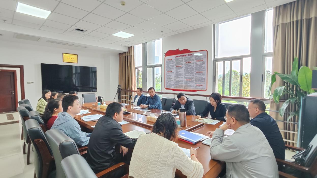 <CMSPRO_DOCUMENT FIELD='title' AUTOLINK='false'>标题</CMSPRO_DOCUMENT>